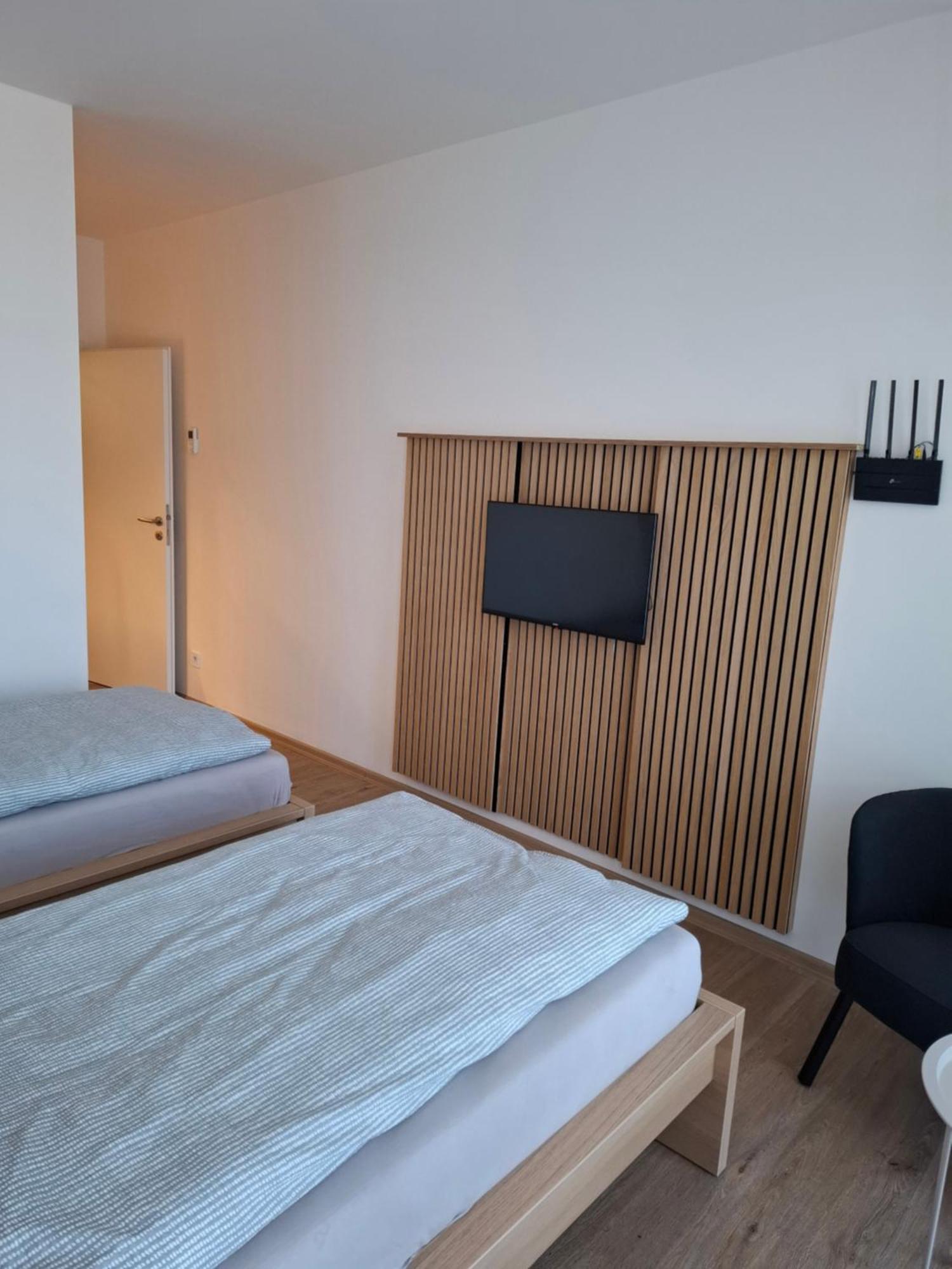 Santova Apartments Olomouc Esterno foto